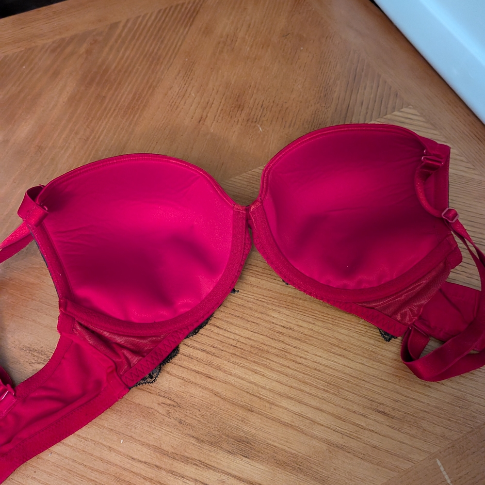 36D Victoria's Secret & Cacique Red, Mint, and Purple Bra Bundle - Picture 2 of 16